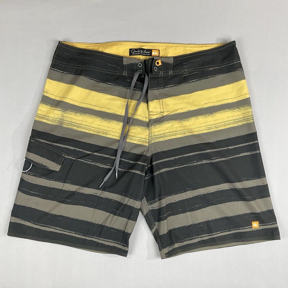 Quiksilver Board Shorts Surf Swim Trunks Men's 38 Yellow Grey Vintage 2014 Beach